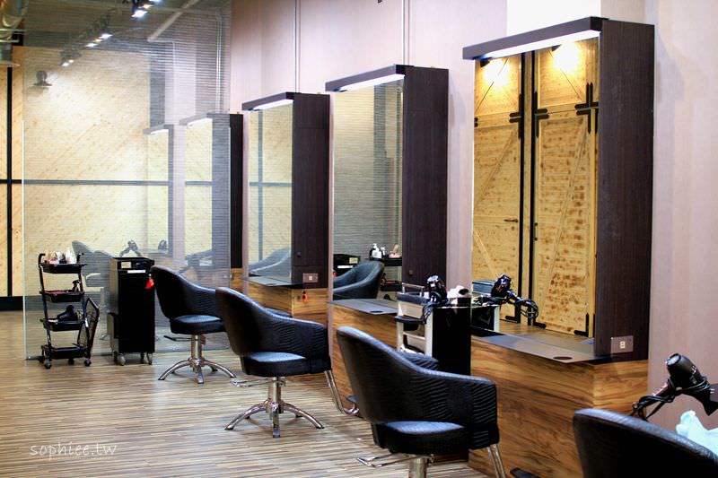 台中染髮推薦︱VS Hair髮廊。專業染燙護技術♥變髮不二之選！
