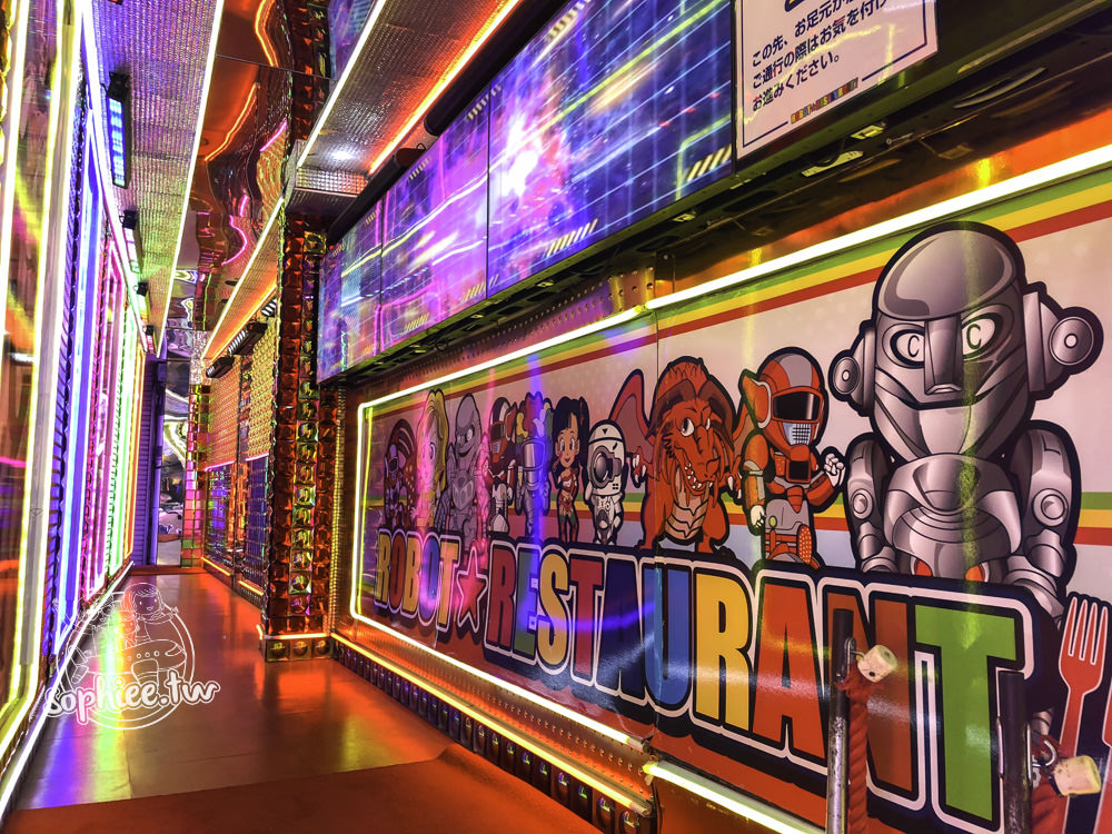 東京必去︱新宿機器人餐廳。來日本一定要去一次 刺激好玩超精彩！