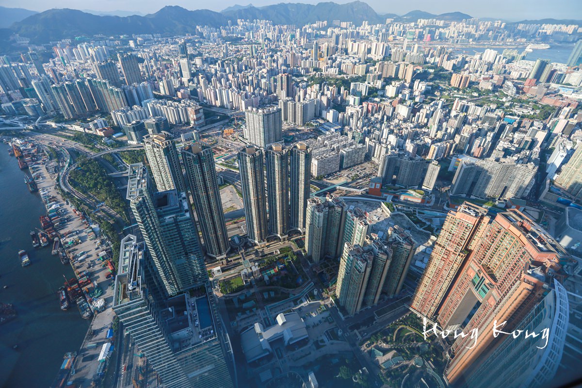 香港景點∣天際100觀景台：俯瞰香港最美維多利亞港夜景！