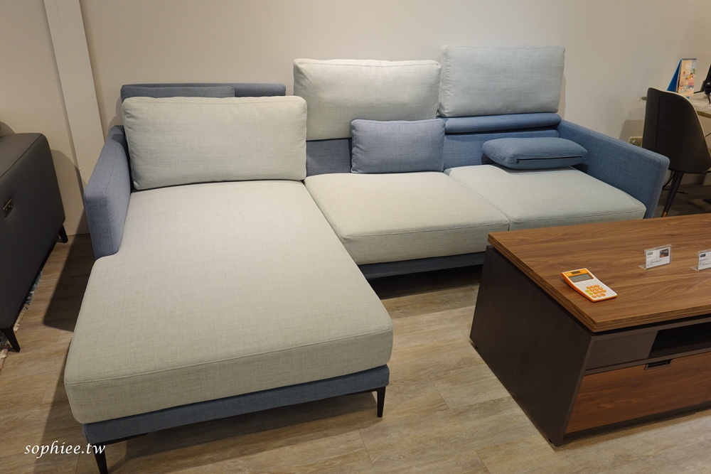 台中家具推薦》品項超多 占地廣大 超高品質 床墊沙發家具等 一次全購齊！