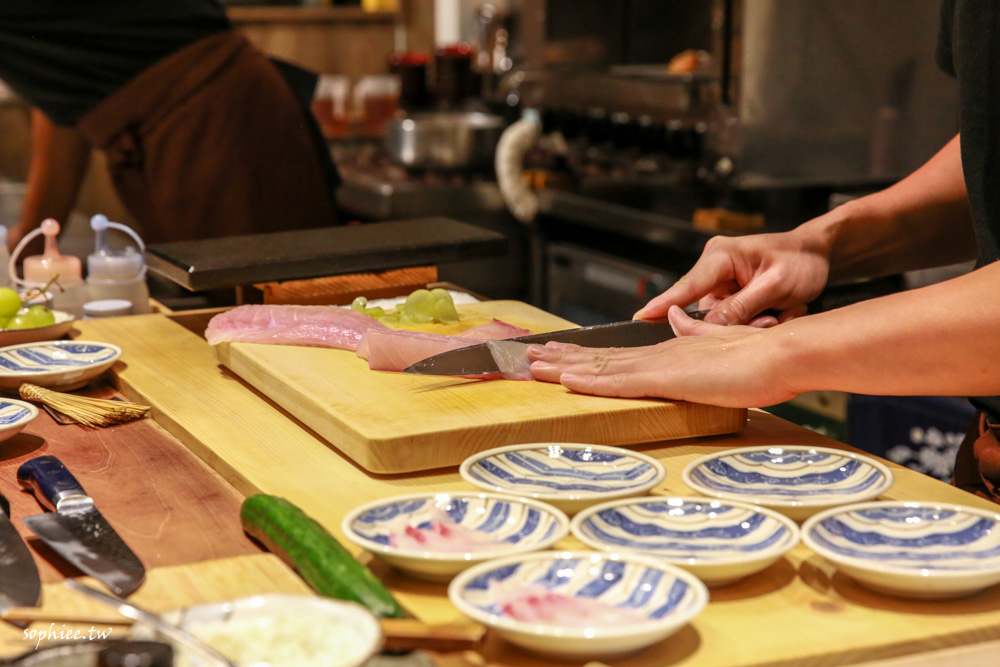 大雅無菜單日式料理推薦》味市お料理 每日只有16席 新鮮漁貨 日式熟成 客製化割烹 來場視覺的饗宴吧！