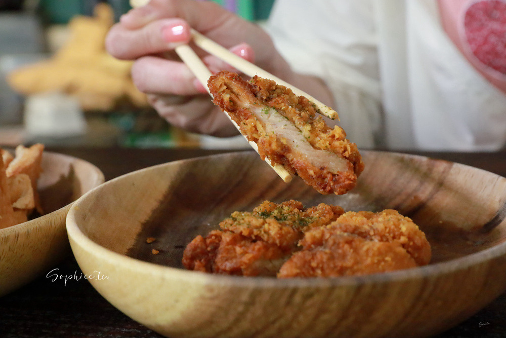 厭世夯肉》台中早午餐 科博館區美食 低GI超人氣健康餐盒 好吃又滿足！