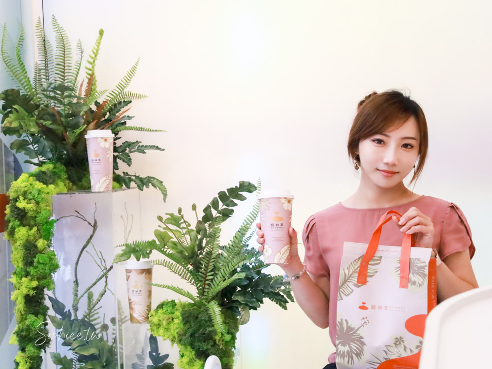 網站近期文章：語林萃精品奶蓋專賣店》台中最強奶蓋推薦 愛馬仕等級奶蓋茶 真正喝得出層次與質感 開幕送保溫袋及折價券！