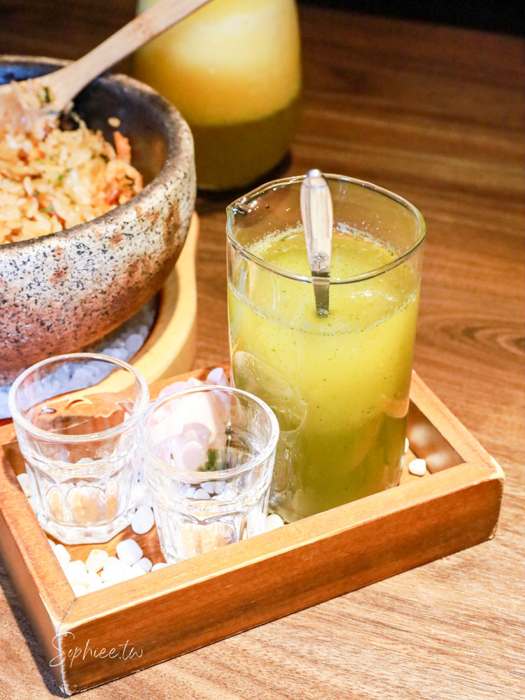 山鯨本家HONKE》台中人氣燒肉餐廳 浮誇和牛饗宴 濃濃日式氛圍 還有免費和服體驗喔