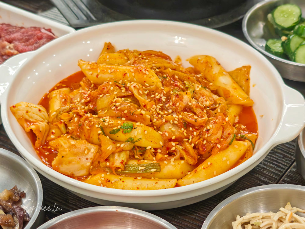 南投埔里美食住宿推薦》埔里旅遊景點美食攻略 在地人推薦的好滋味！