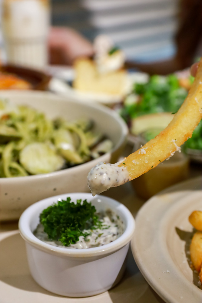 嶼里With you》台中火車站東區美食 質感文青早午餐 義式料理餐廳推薦！