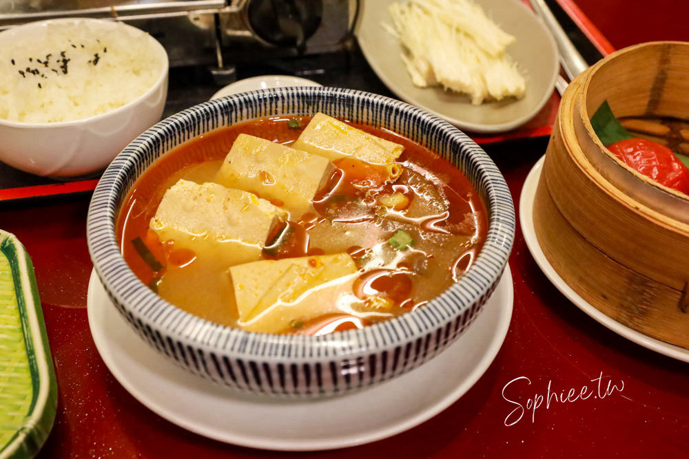 台中南屯美食｜有春茶館大墩店：巷弄裡的古早味 懷念的阿嬤手路菜！