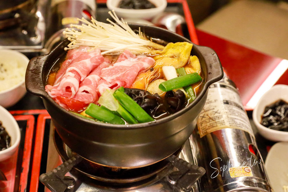 台中南屯美食｜有春茶館大墩店：巷弄裡的古早味 懷念的阿嬤手路菜！