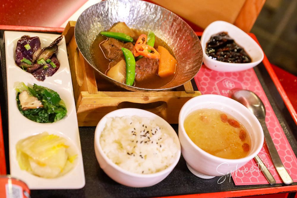 台中南屯美食｜有春茶館大墩店：巷弄裡的古早味 懷念的阿嬤手路菜！