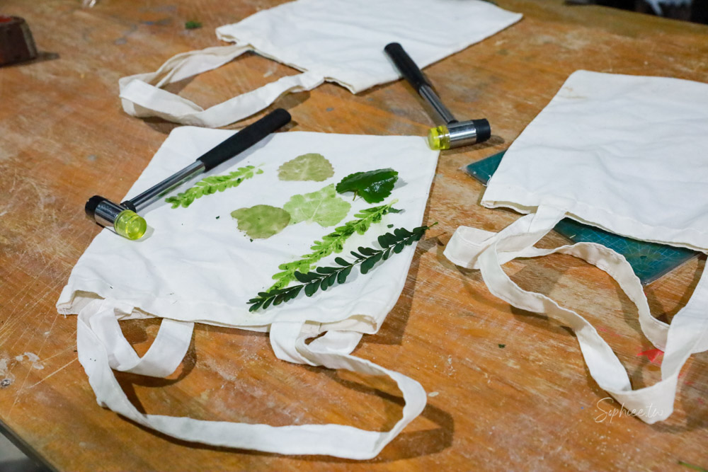 彰化親子景點》田中窯創藝園區 蜀葵花季開展 踏青賞景 捏陶彩繪 拓染玩貓 吃美食 今年春節就去走走! 彰化親子景點》田中窯創藝園區 蜀葵花季開展 踏青賞景 捏陶彩繪 拓染玩貓 吃美食 今年春節就去走走!