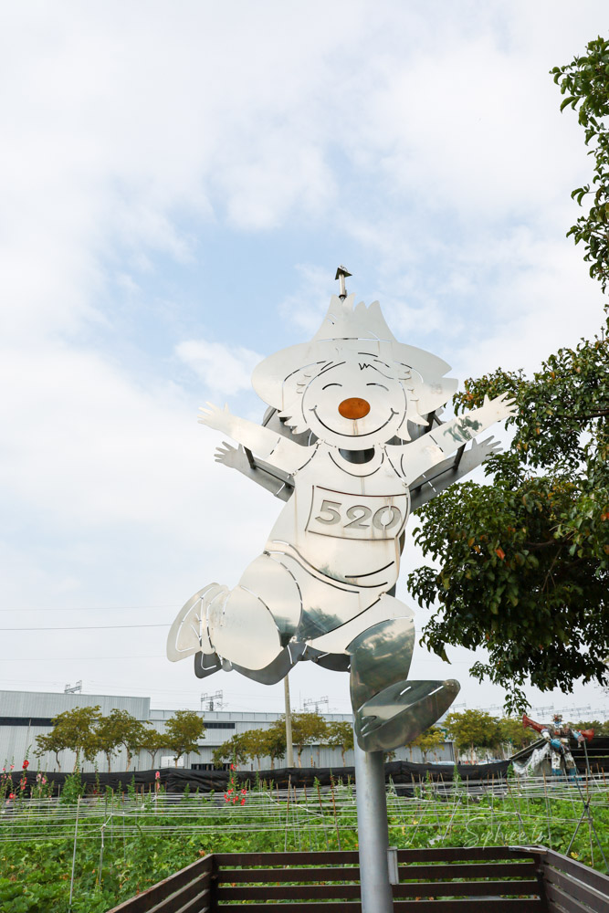 彰化親子景點》田中窯創藝園區 蜀葵花季開展 踏青賞景 捏陶彩繪 拓染玩貓 吃美食 今年春節就去走走！