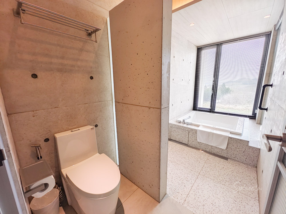 澎湖住宿推薦│在「嶼光。角落」找回平靜 清水模與海風交織的減法美學之旅！