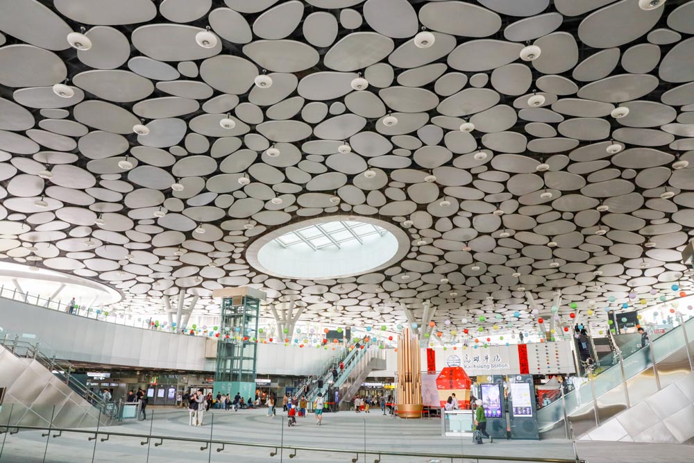 高雄新地標│高雄車站商圈「新高埕」有藝術有市集有活動 下回出門就來逛逛! 高雄新地標│高雄車站商圈「新高埕」有藝術有市集有活動 下回出門就來逛逛!