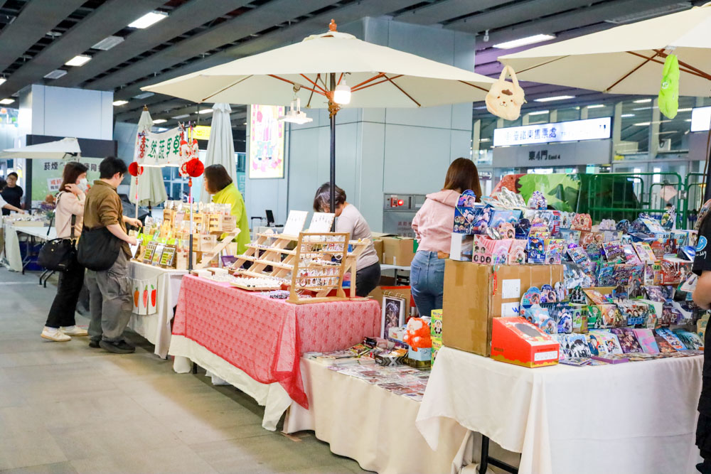 高雄新地標│高雄車站商圈「新高埕」有藝術有市集有活動 下回出門就來逛逛! 高雄新地標│高雄車站商圈「新高埕」有藝術有市集有活動 下回出門就來逛逛!