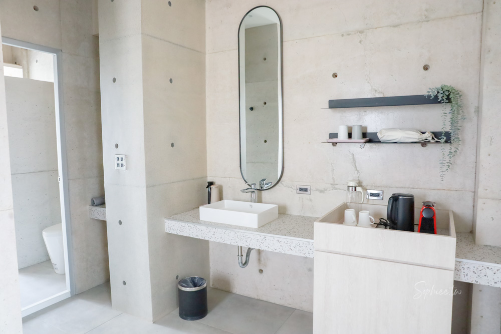 澎湖住宿推薦│在「嶼光。角落」找回平靜 清水模與海風交織的減法美學之旅! 澎湖住宿推薦│在「嶼光。角落」找回平靜 清水模與海風交織的減法美學之旅!