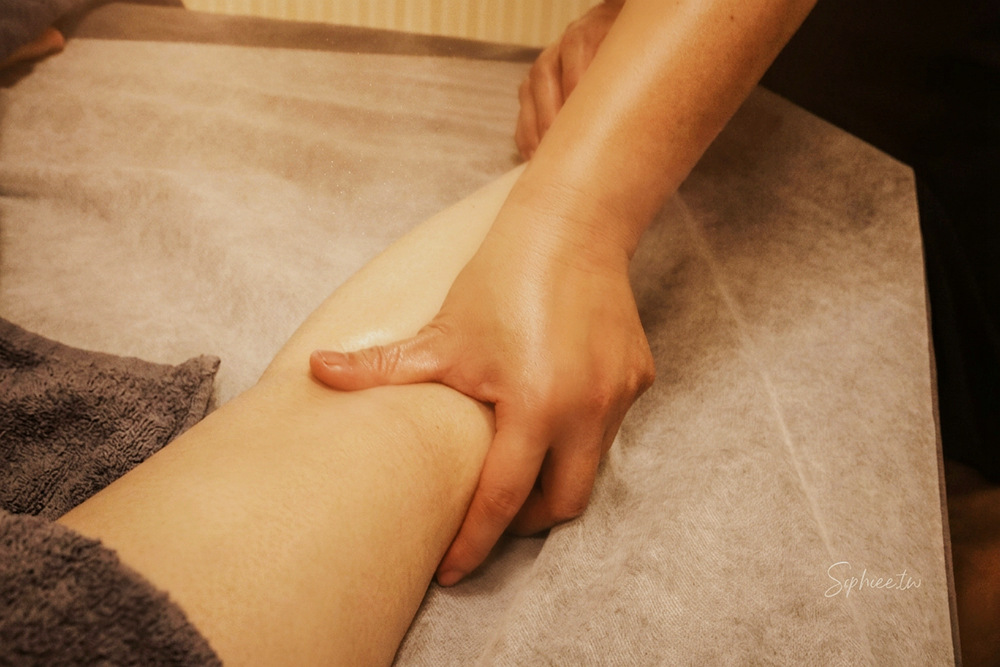 夏沐妮SPA│台中豐原按摩推薦 專業精油SPA 經絡按摩 孕婦SPA 耳燭采耳 舒壓好去處。 夏沐妮SPA│台中豐原按摩推薦 專業精油SPA 經絡按摩 孕婦SPA 耳燭采耳 舒壓好去處。