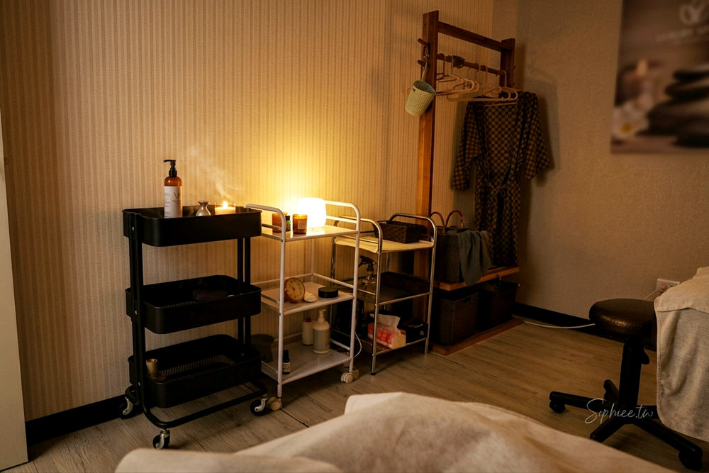 夏沐妮SPA│台中豐原按摩推薦 專業精油SPA 經絡按摩 孕婦SPA 耳燭采耳 舒壓好去處。 夏沐妮SPA│台中豐原按摩推薦 專業精油SPA 經絡按摩 孕婦SPA 耳燭采耳 舒壓好去處。