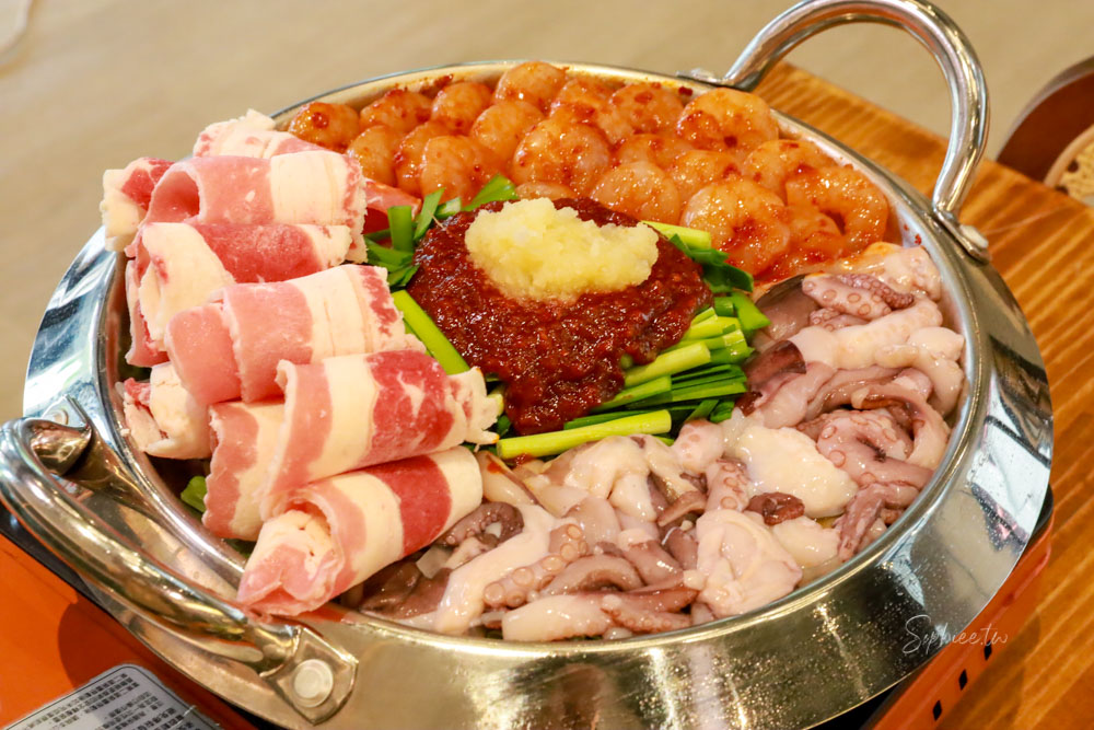 釜山三味食堂│台中韓式料理推薦 來自釜山的美味 還有韓國歐巴桌邊料理喔! 釜山三味食堂│台中韓式料理推薦 來自釜山的美味 還有韓國歐巴桌邊料理喔!