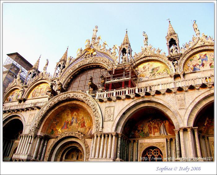 【Italy 義大利】威尼斯3：在聖馬可廣場吃了詭異的一餐~ @蘇菲漫旅