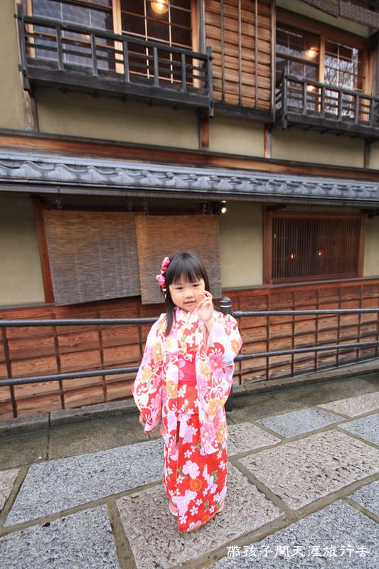 ［京都。賞櫻］和服體驗到夢館。來京都就要穿和服啊~